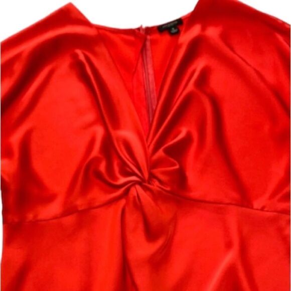 Ann Taylor, red satin twist, front blouse with elbow length sleeves size 0 - Picture 9 of 9
